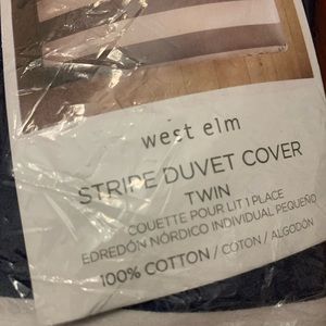 West Elm Navy/Natural Stripe Twin Duvet NWT